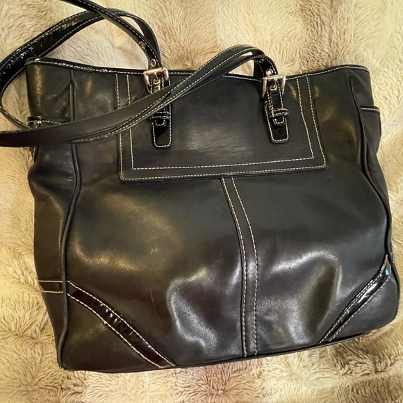 Coach Handbags - VINTAGE COACH BLACK LEATHER, SATCHEL HOBO SHOULDER BAG